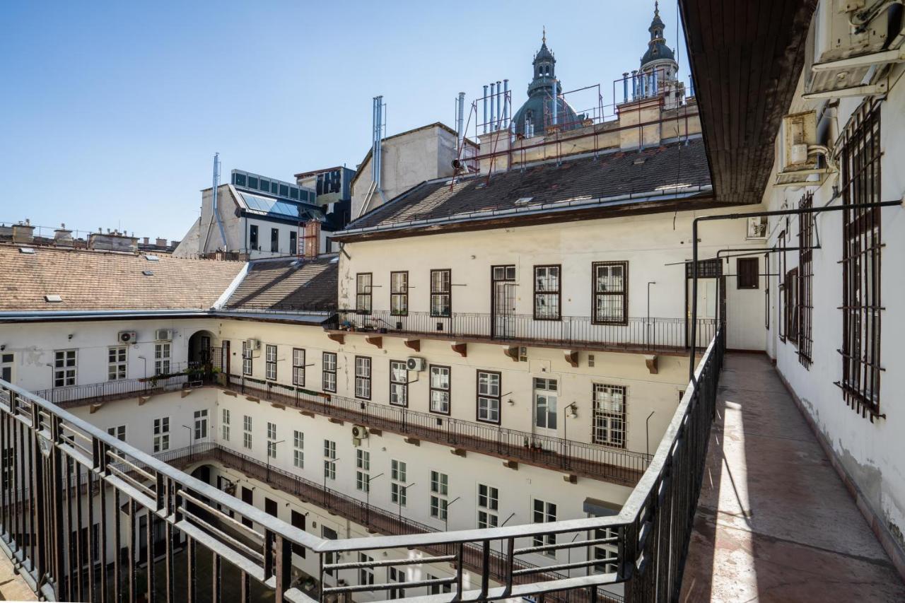 Basilika View Elegant Suite Need Reservation For Free Parking Budapest Bagian luar foto