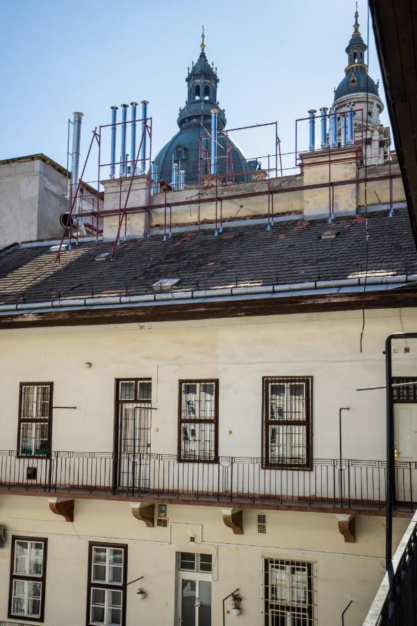 Basilika View Elegant Suite Need Reservation For Free Parking Budapest Bagian luar foto